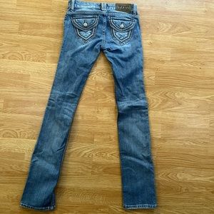 Low-rise bootcut jeans